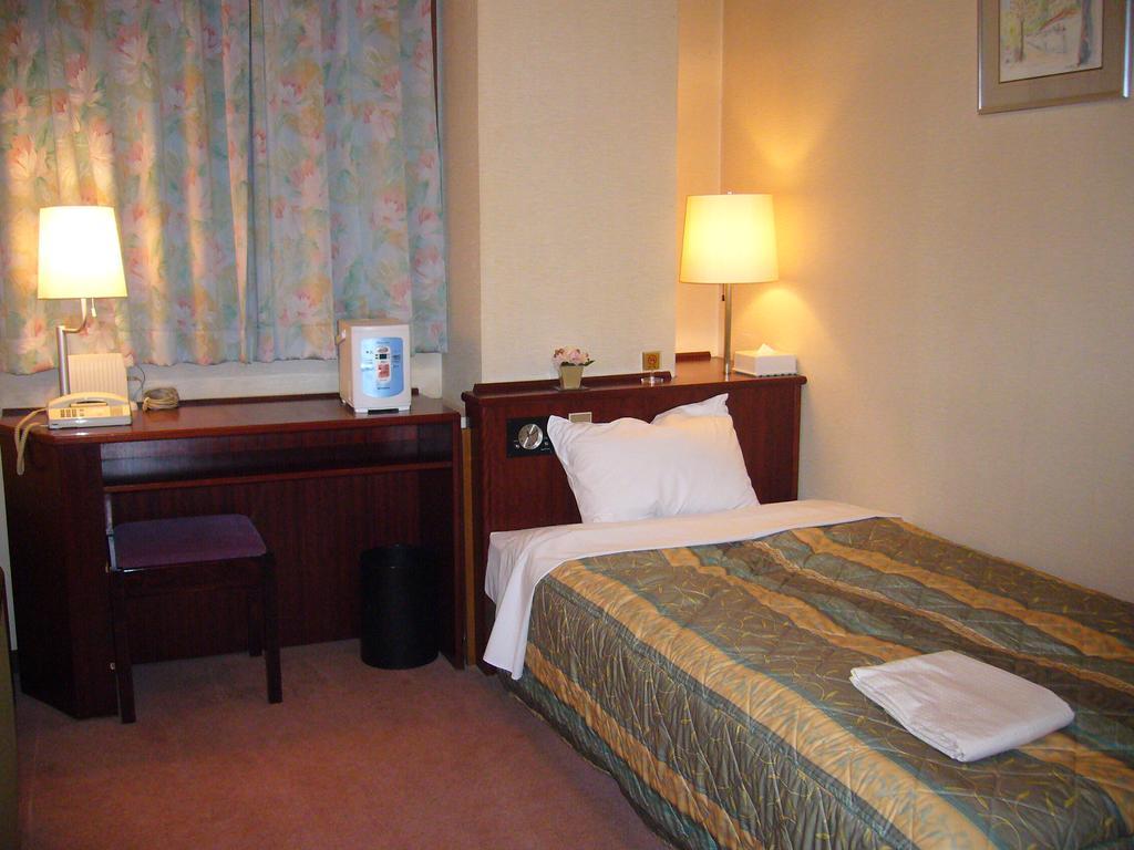 אוקיאמה City Hotel Ikeda חדר תמונה